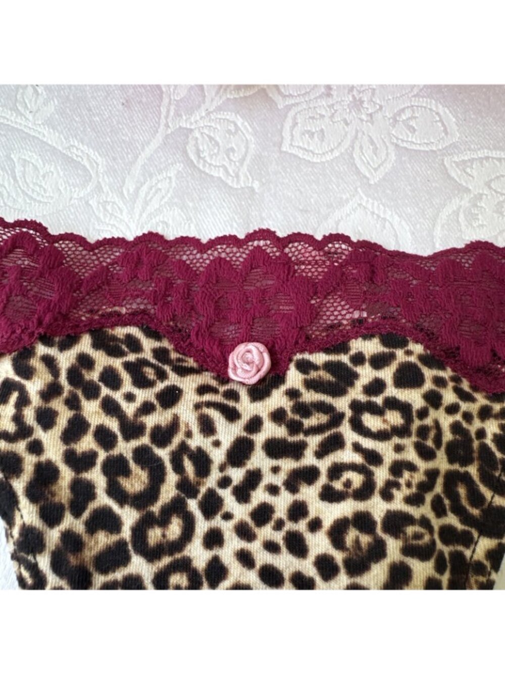 VICTORIA'S SECRET XL ANIMAL PRINT PURPLE TRIM ITSY V STRING THONG PANTIES NWT - Picture 2 of 9